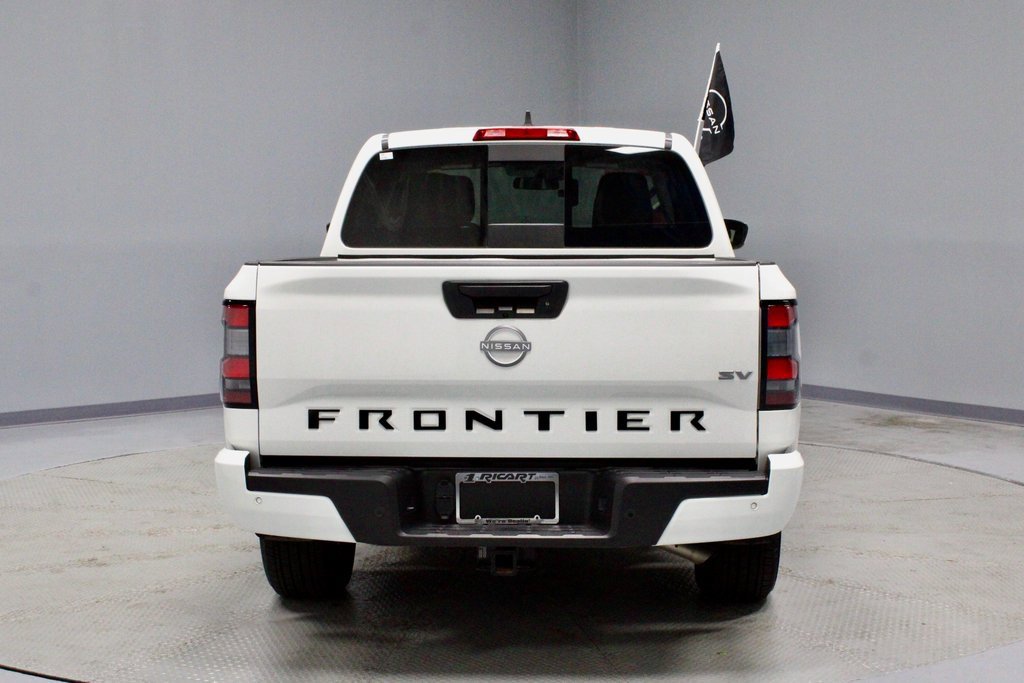 Certified 2024 Nissan Frontier SV w/ SV Convenience Package image 11