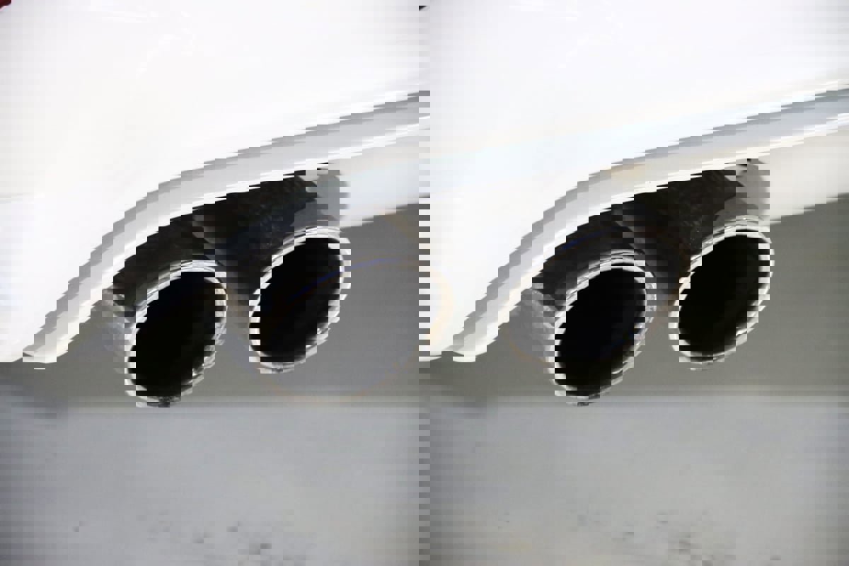 Used 2018 BMW M4 Convertible image 17