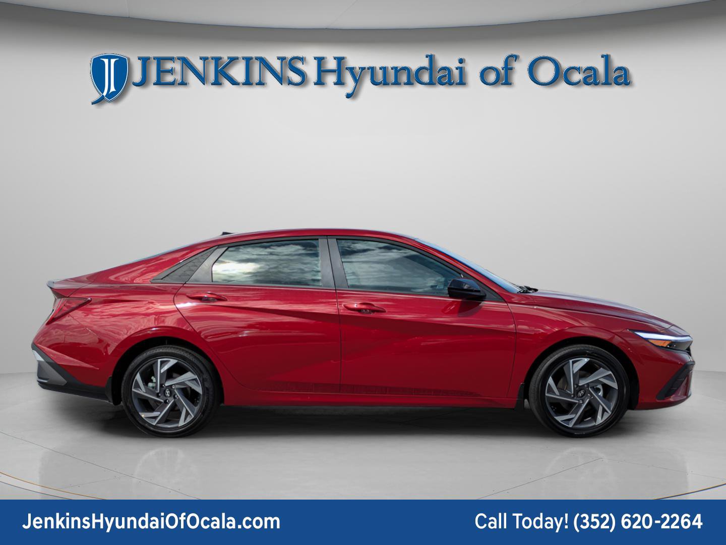 Certified 2025 Hyundai Elantra SEL image 2