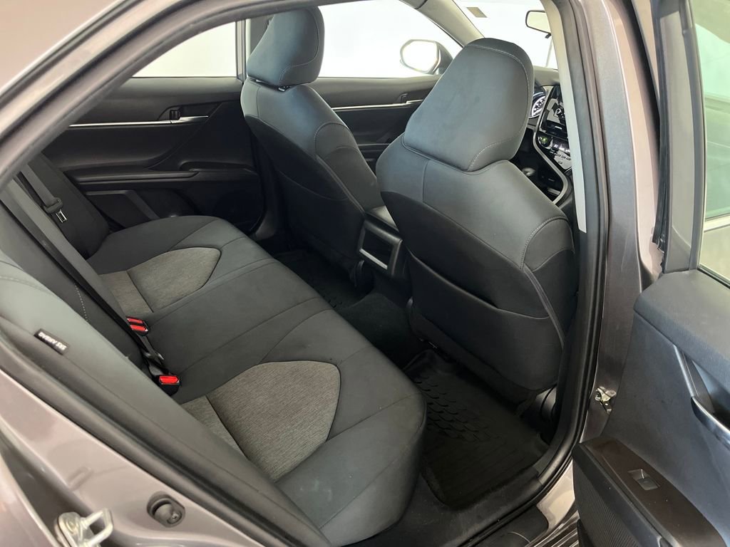 Used 2023 Toyota Camry LE image 24