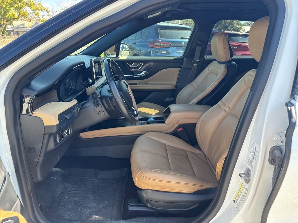 Used 2020 Lincoln Corsair Reserve w/ Equipment Group 201A image 10