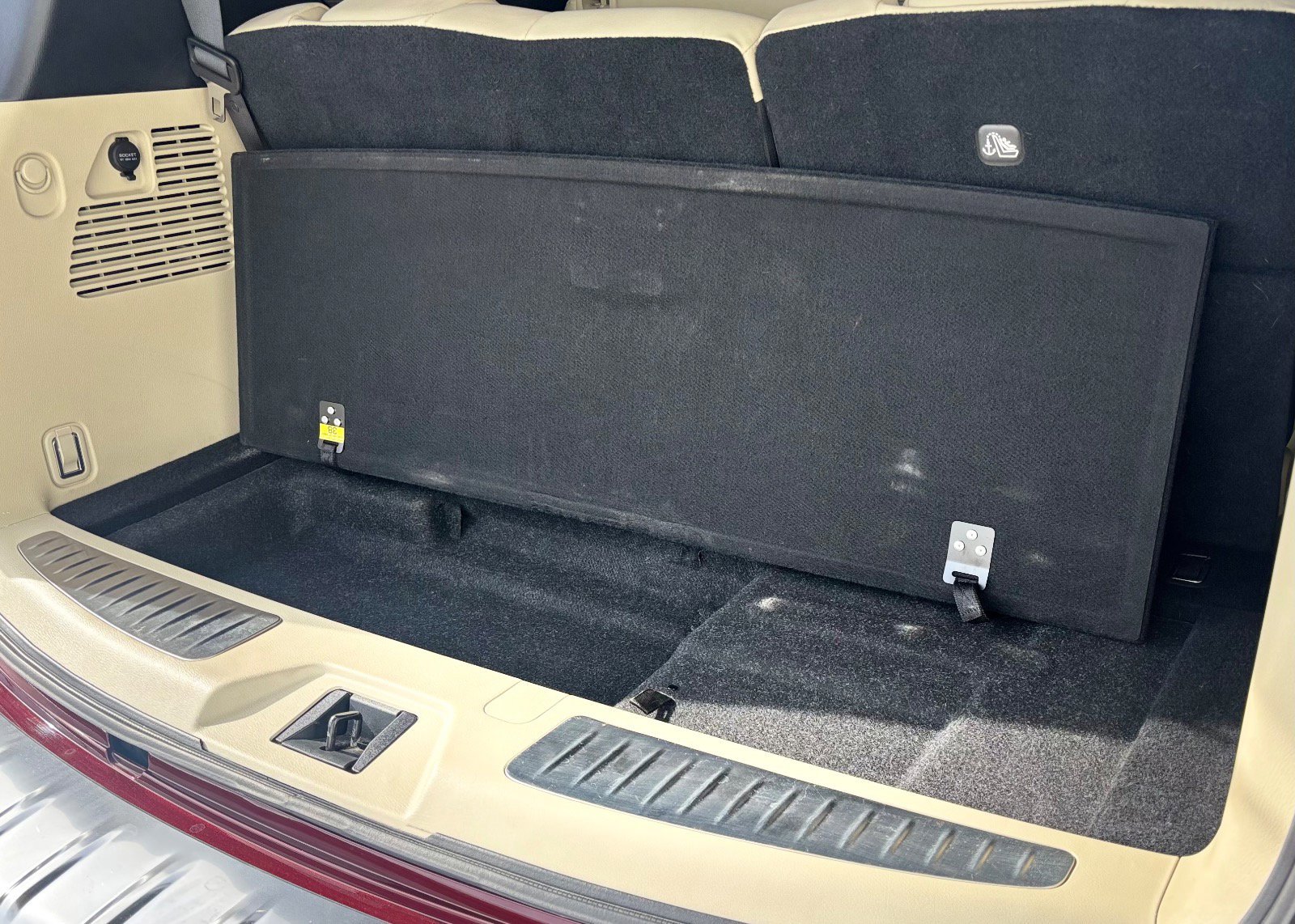 Used 2022 INFINITI QX80 Sensory w/ Cargo Package image 7