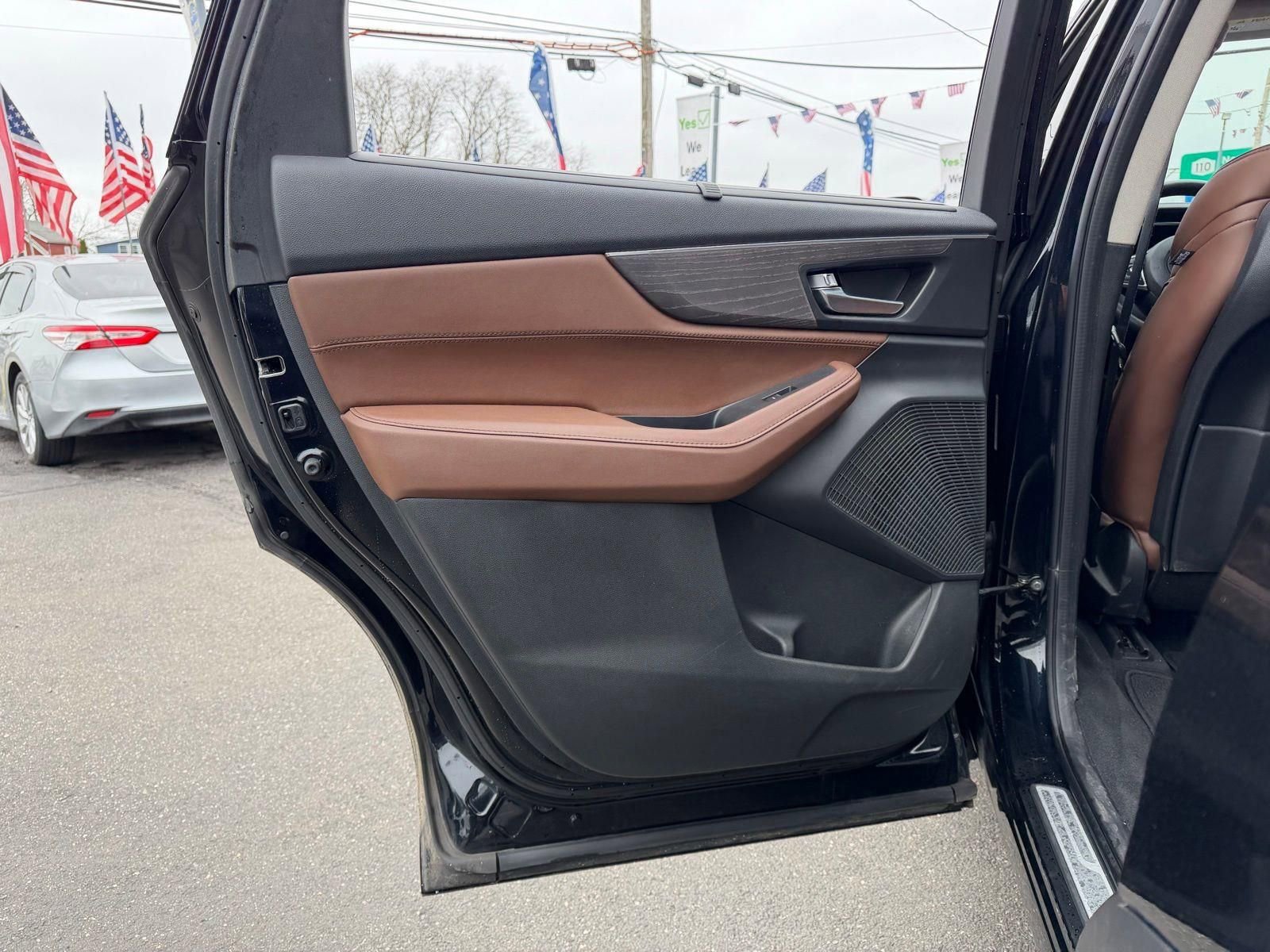 Used 2023 Acura MDX SH-AWD w/ Advance Package image 20