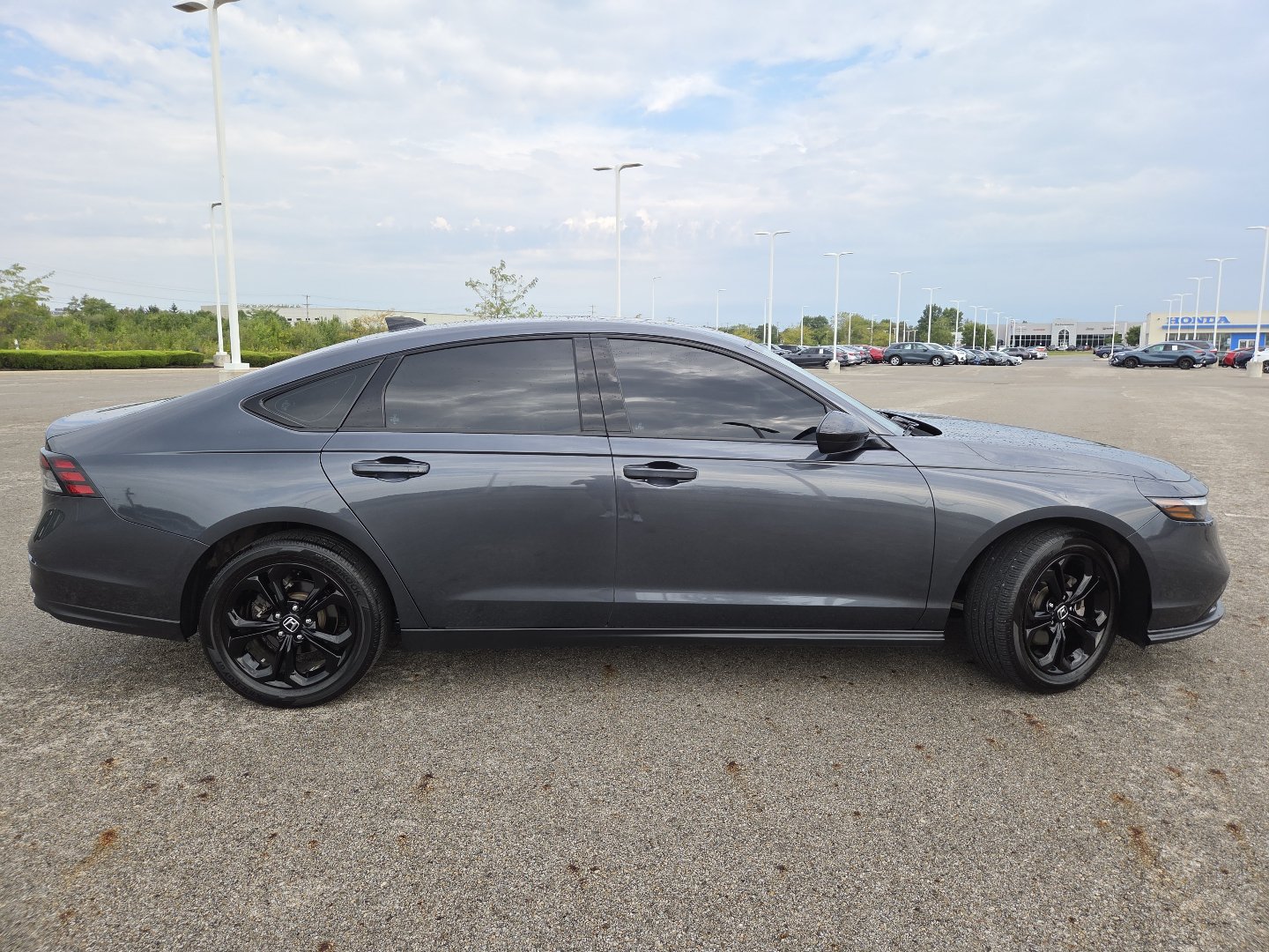 Used 2025 Honda Accord SE image 18