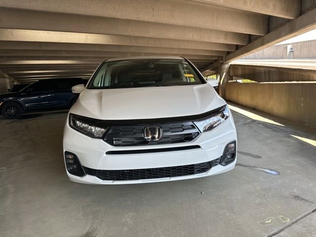 Certified 2026 Honda Odyssey EX-L image 2