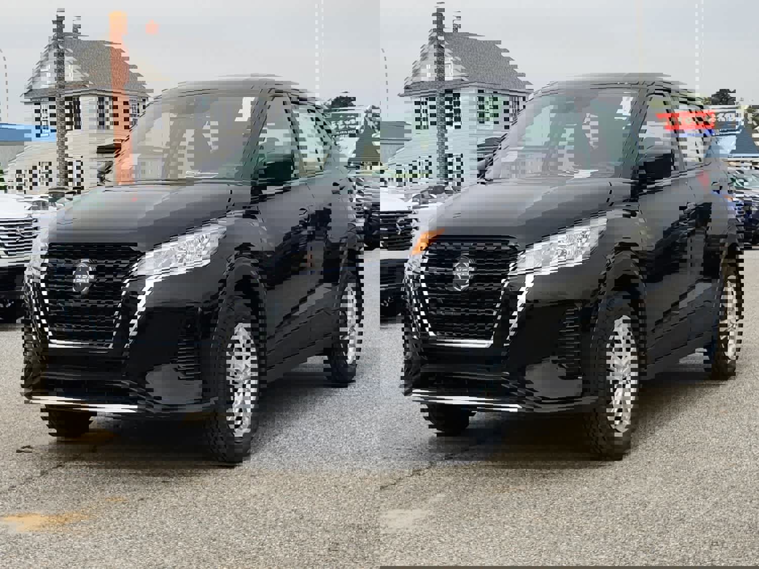 New 2025 Nissan Kicks Play S