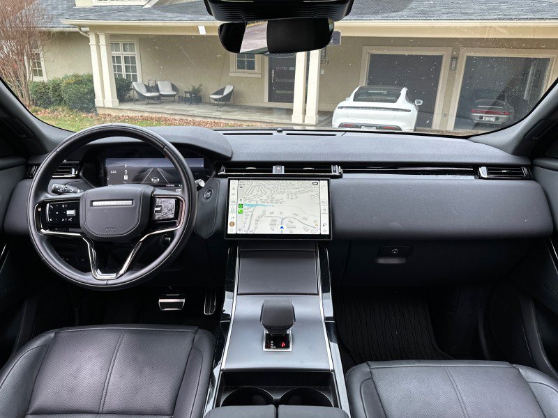 Used 2024 Land Rover Range Rover Velar Dynamic SE image 23