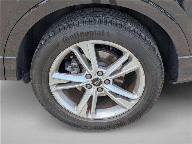 Used 2024 Audi Q3 2.0T Premium Plus w/ Premium Plus Package AWD/4WD image 6