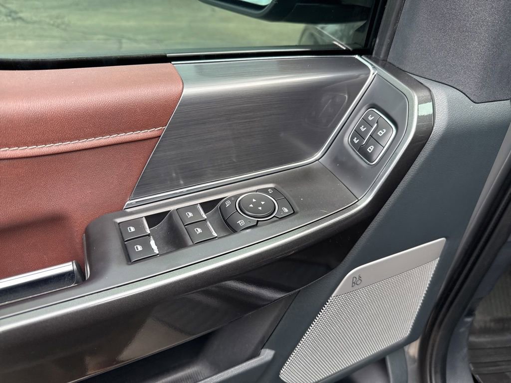 Used 2021 Ford F150 Lariat w/ Equipment Group 502A High image 6