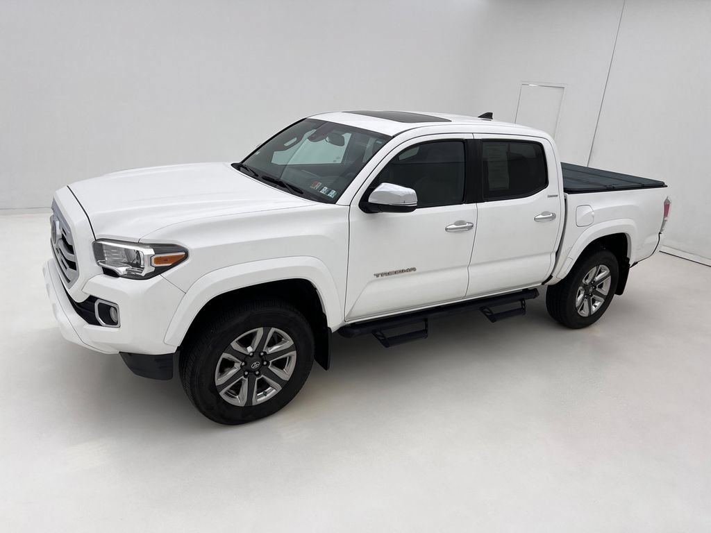 Used 2019 Toyota Tacoma Limited AWD/4WD image 5