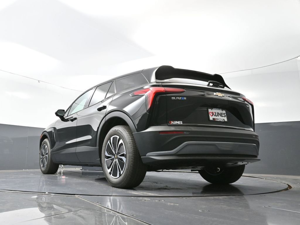 New 2026 Chevrolet Blazer EV LT image 48