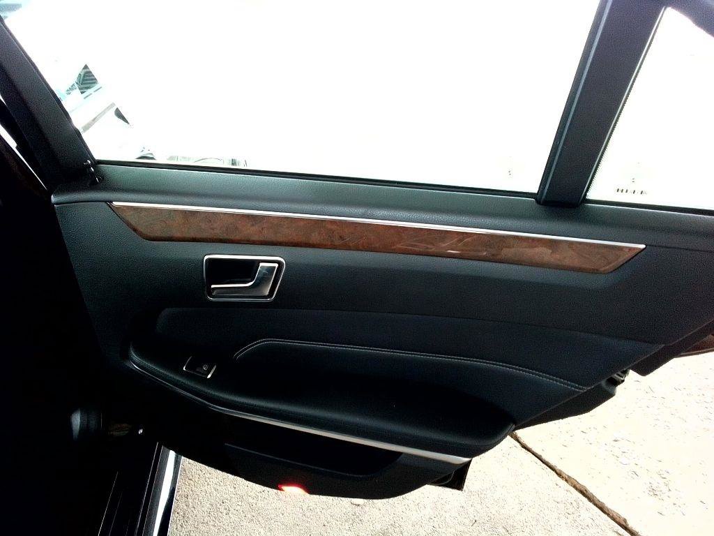 Used 2015 Mercedes-Benz E 350 4MATIC Sedan image 25
