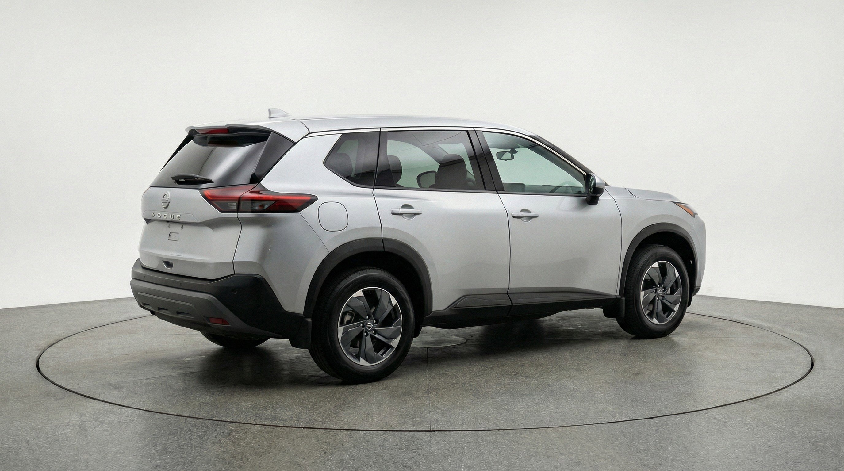 Used 2025 Nissan Rogue SV AWD/4WD image 9