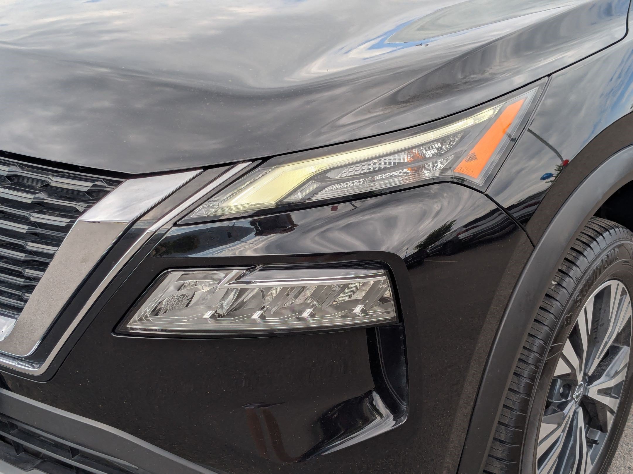 Used 2023 Nissan Rogue SV AWD/4WD image 12