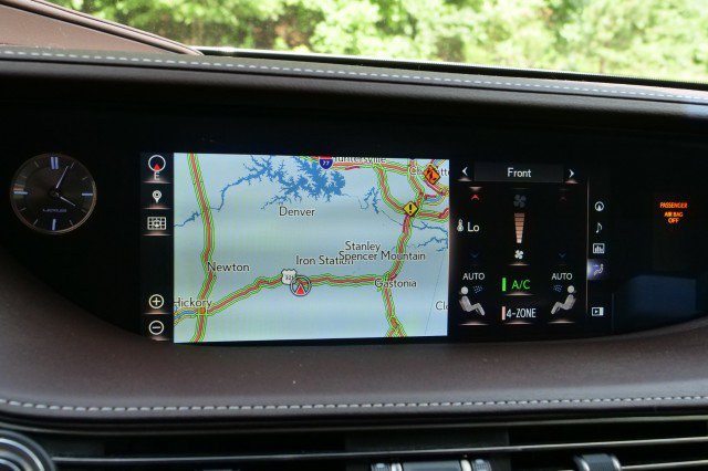 Used 2019 Lexus LS 500 w/ Luxury Package RWD image 15
