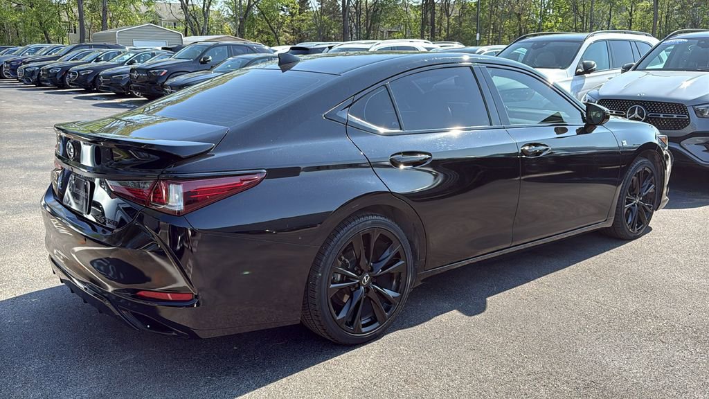 Used 2022 Lexus ES 350 F Sport image 4