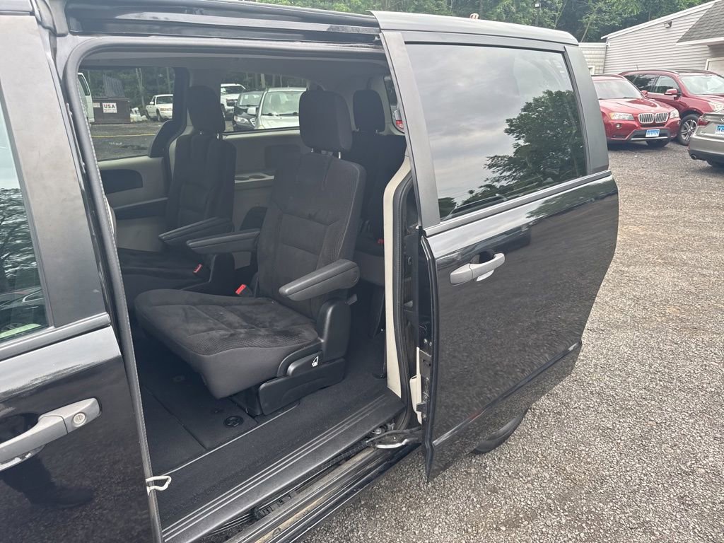 Used 2019 Dodge Grand Caravan SE image 41