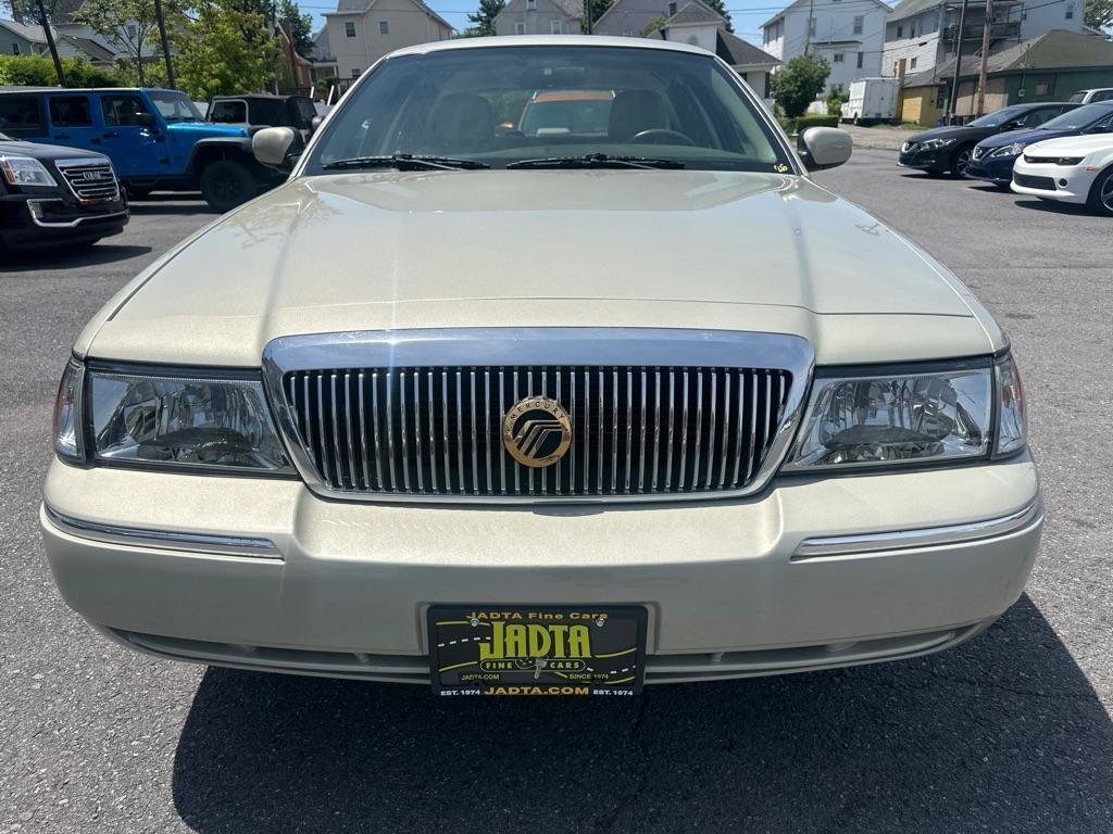 Used 2004 Mercury Grand Marquis GS RWD image 10