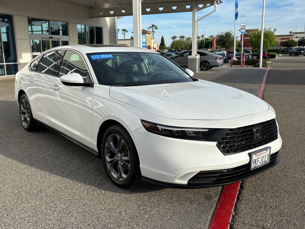 Used 2024 Honda Accord EX image 3