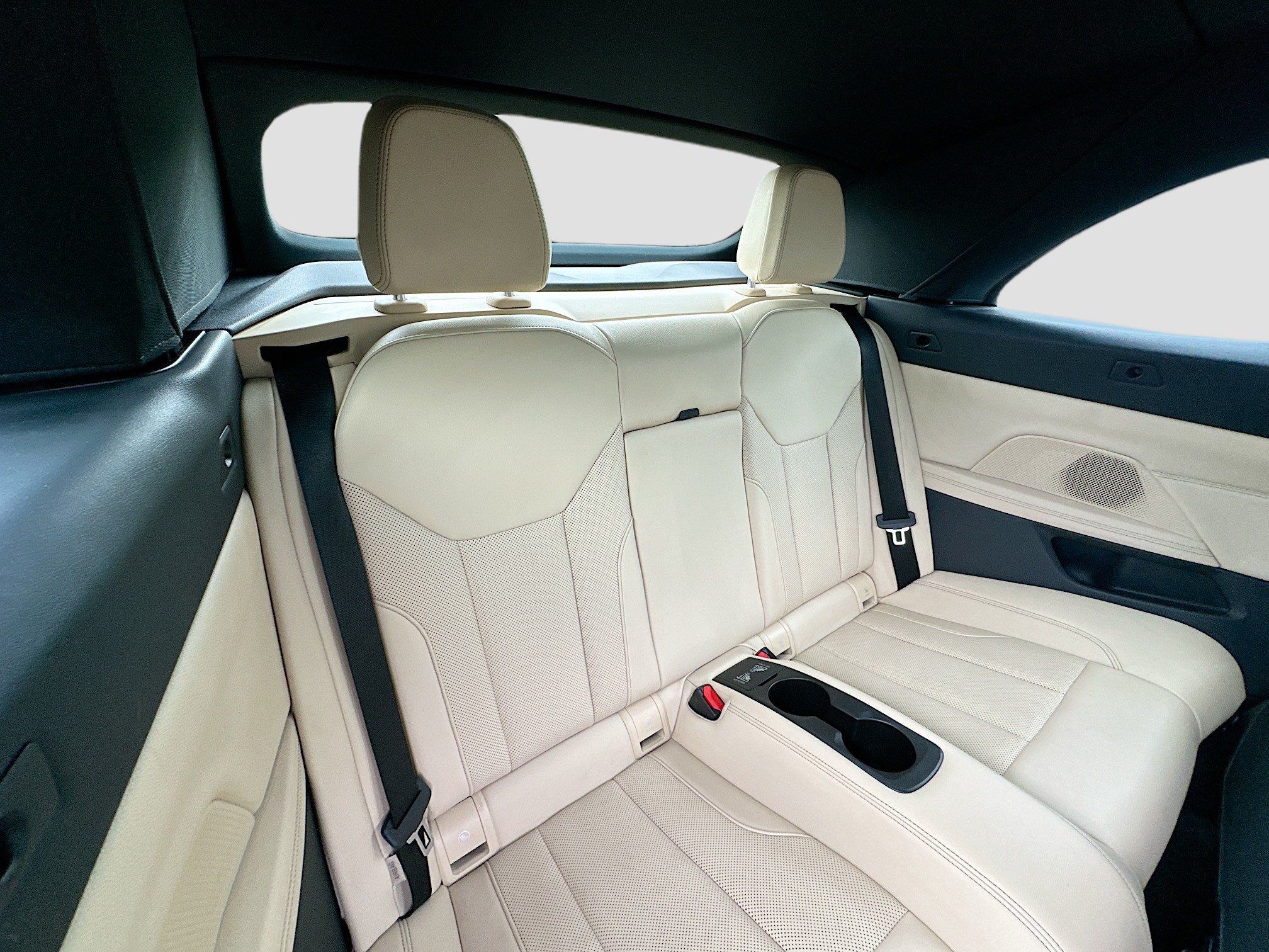 Used 2024 BMW 430i Convertible w/ Premium Package RWD image 24