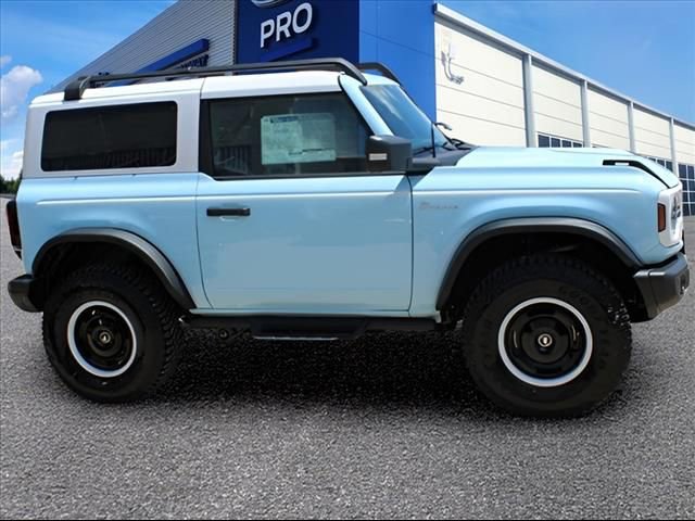 Used 2024 Ford Bronco Heritage Edition image 2