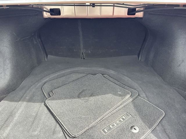 Used 2023 Kia Forte LXS w/ LXS Technology Package image 22