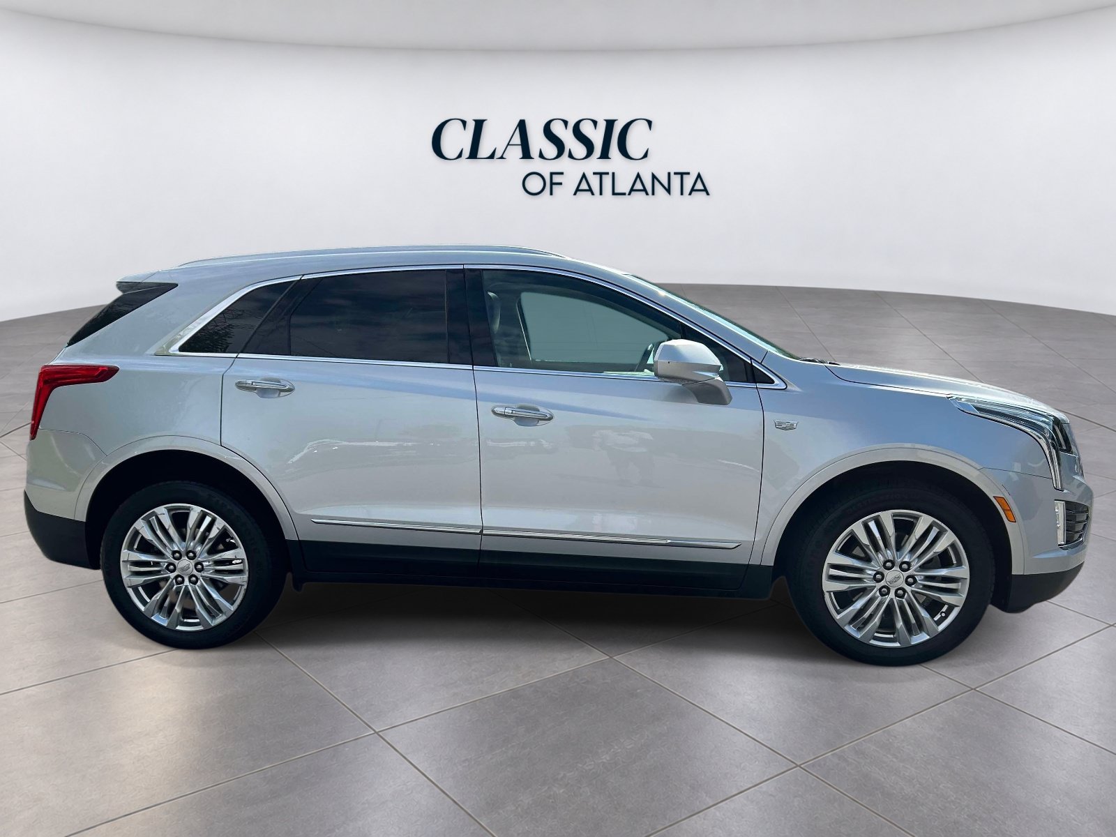 Used 2018 Cadillac XT5 Premium Luxury FWD image 6
