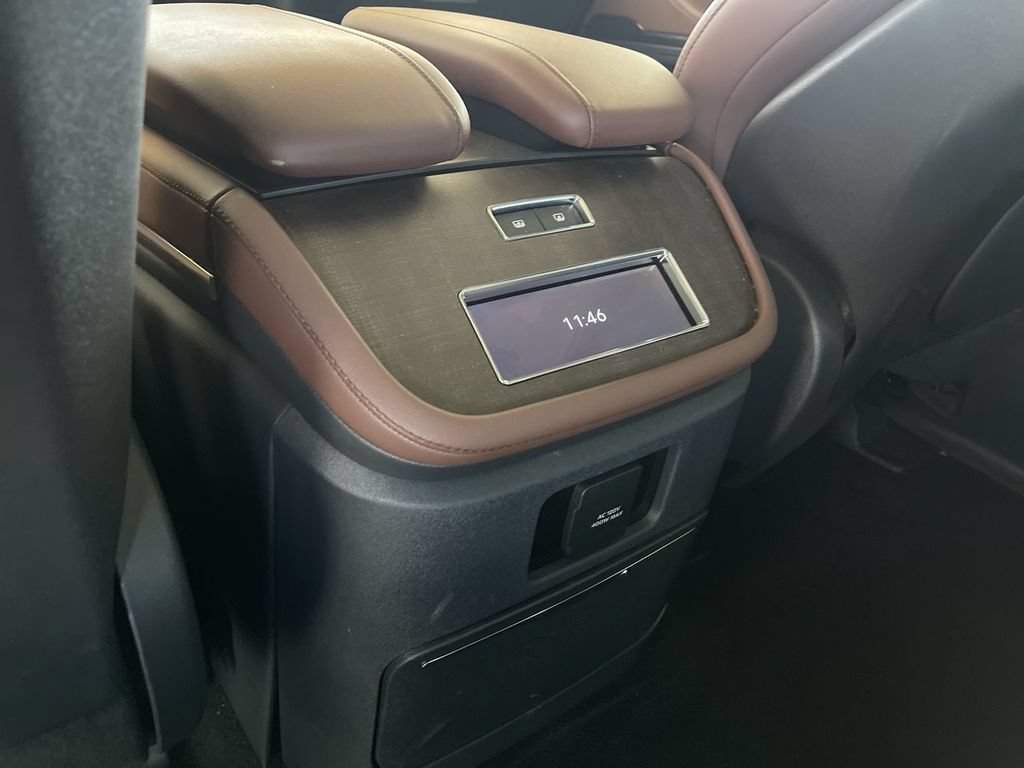 Used 2025 Lincoln Navigator Reserve AWD/4WD image 22