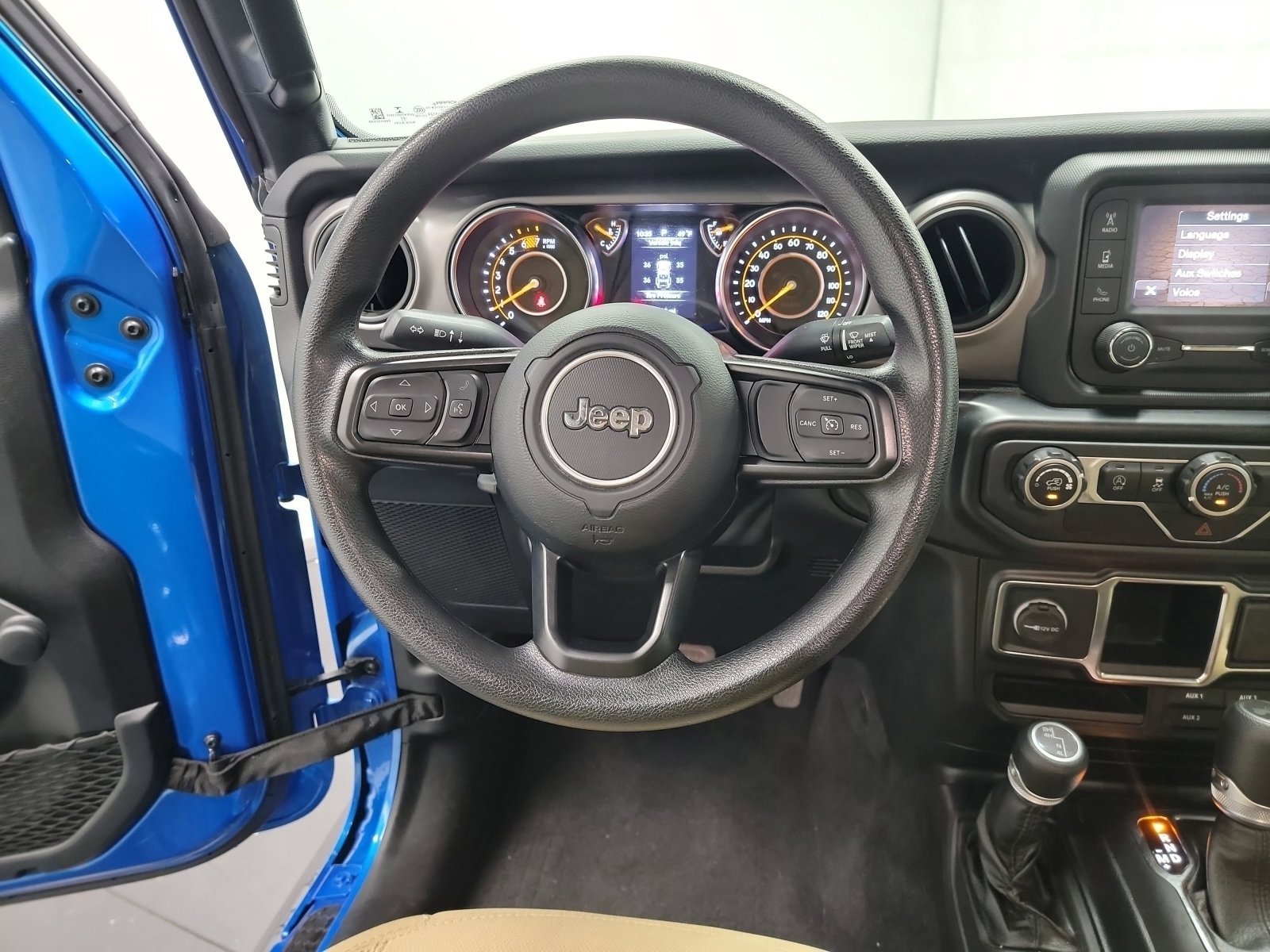 Used 2021 Jeep Wrangler Sport image 16