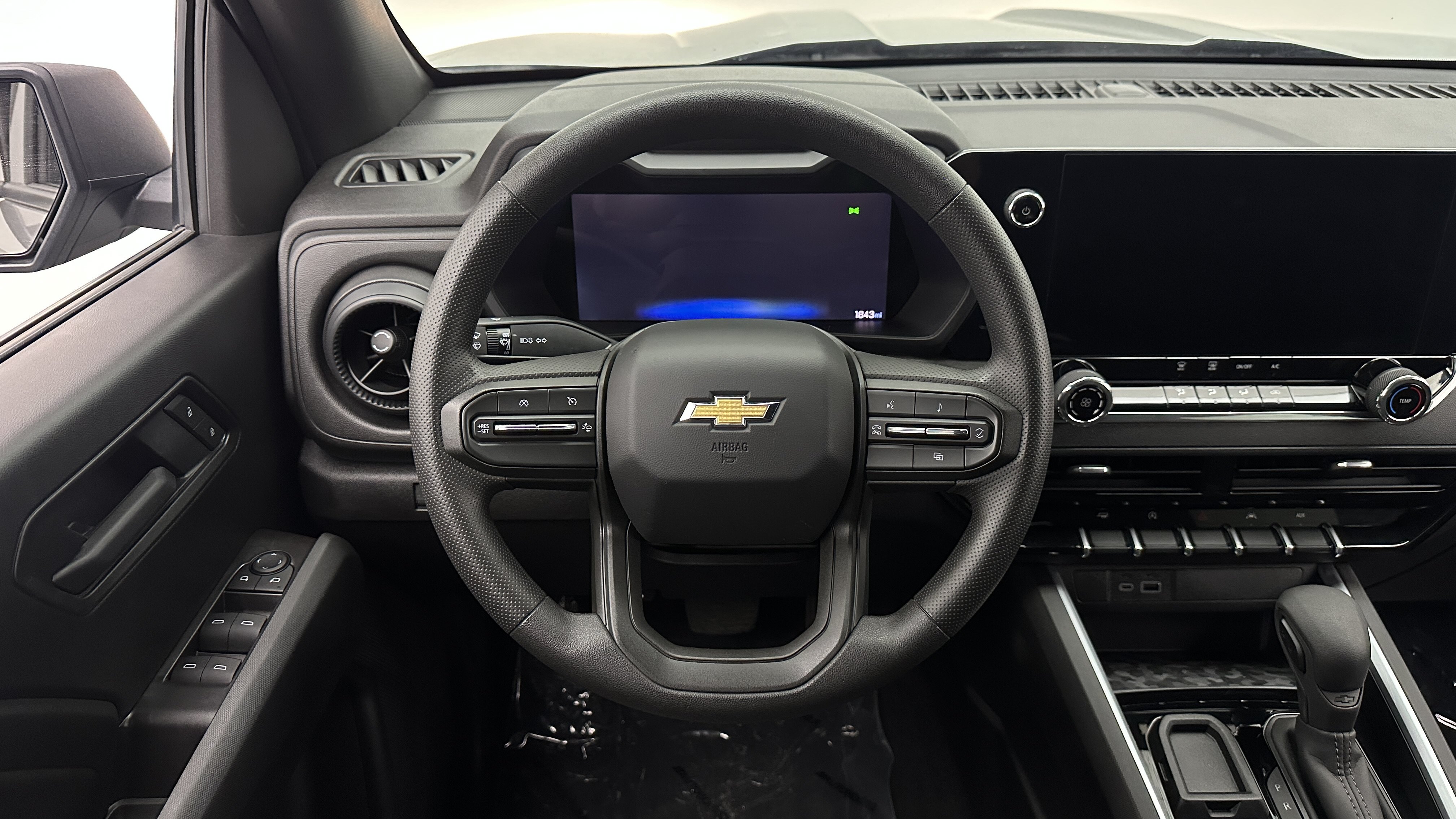Used 2026 Chevrolet Colorado W/T RWD image 26