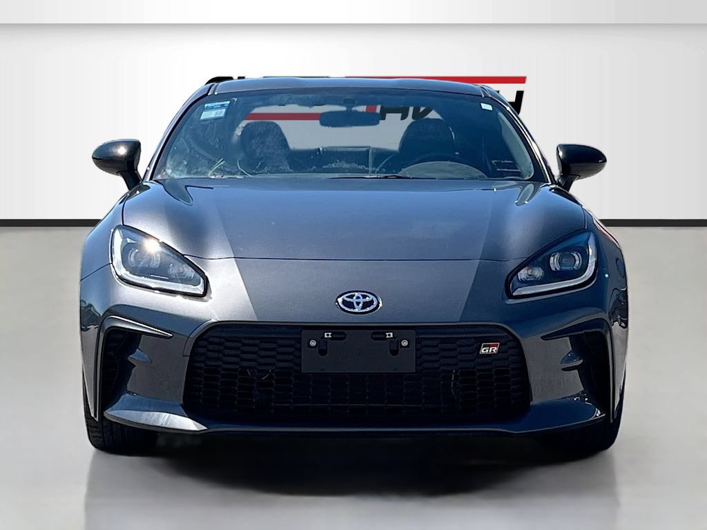 Used 2025 Toyota GR86 Premium RWD image 2