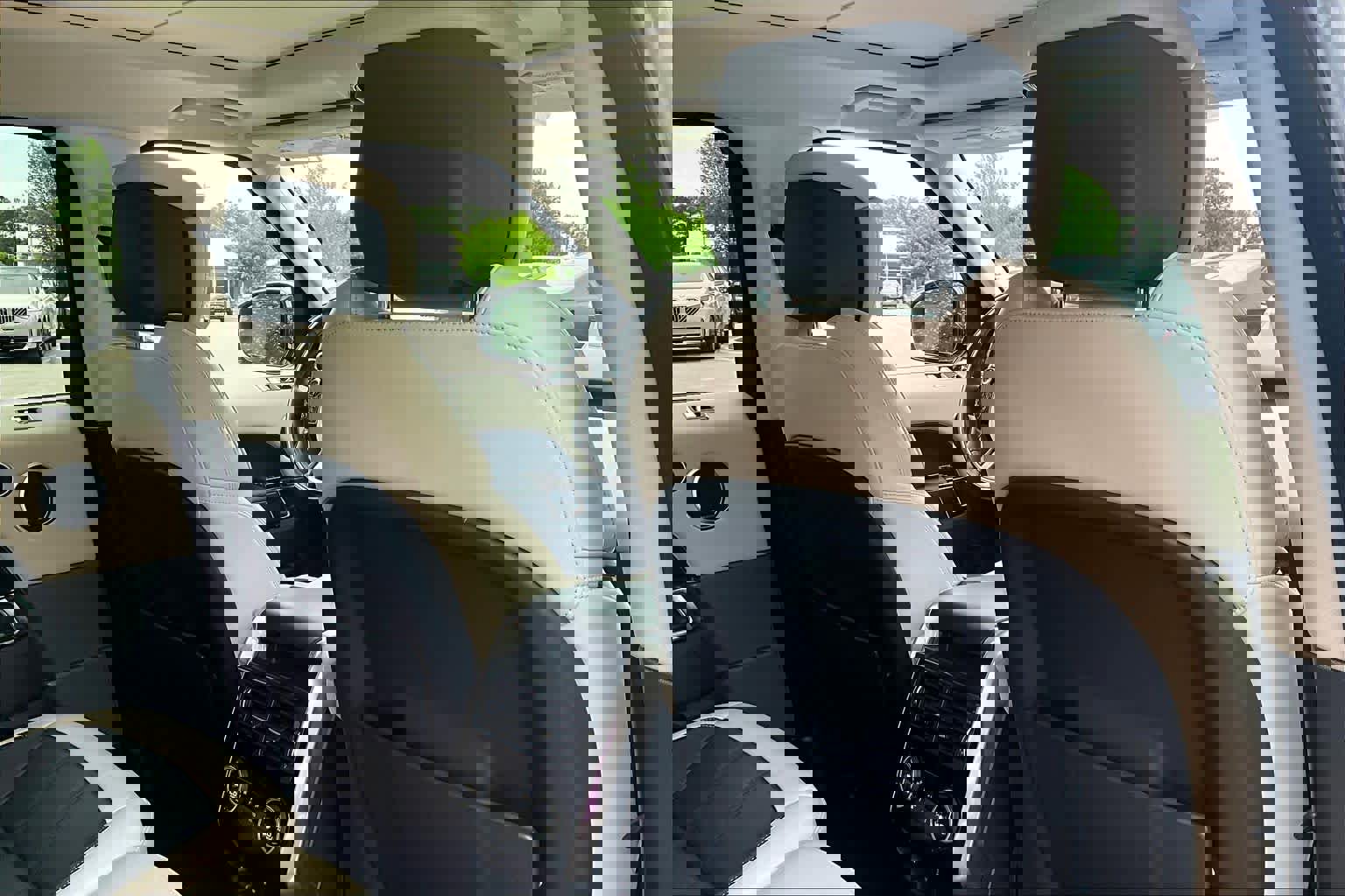 Used 2018 Land Rover Range Rover Sport HSE Dynamic image 20