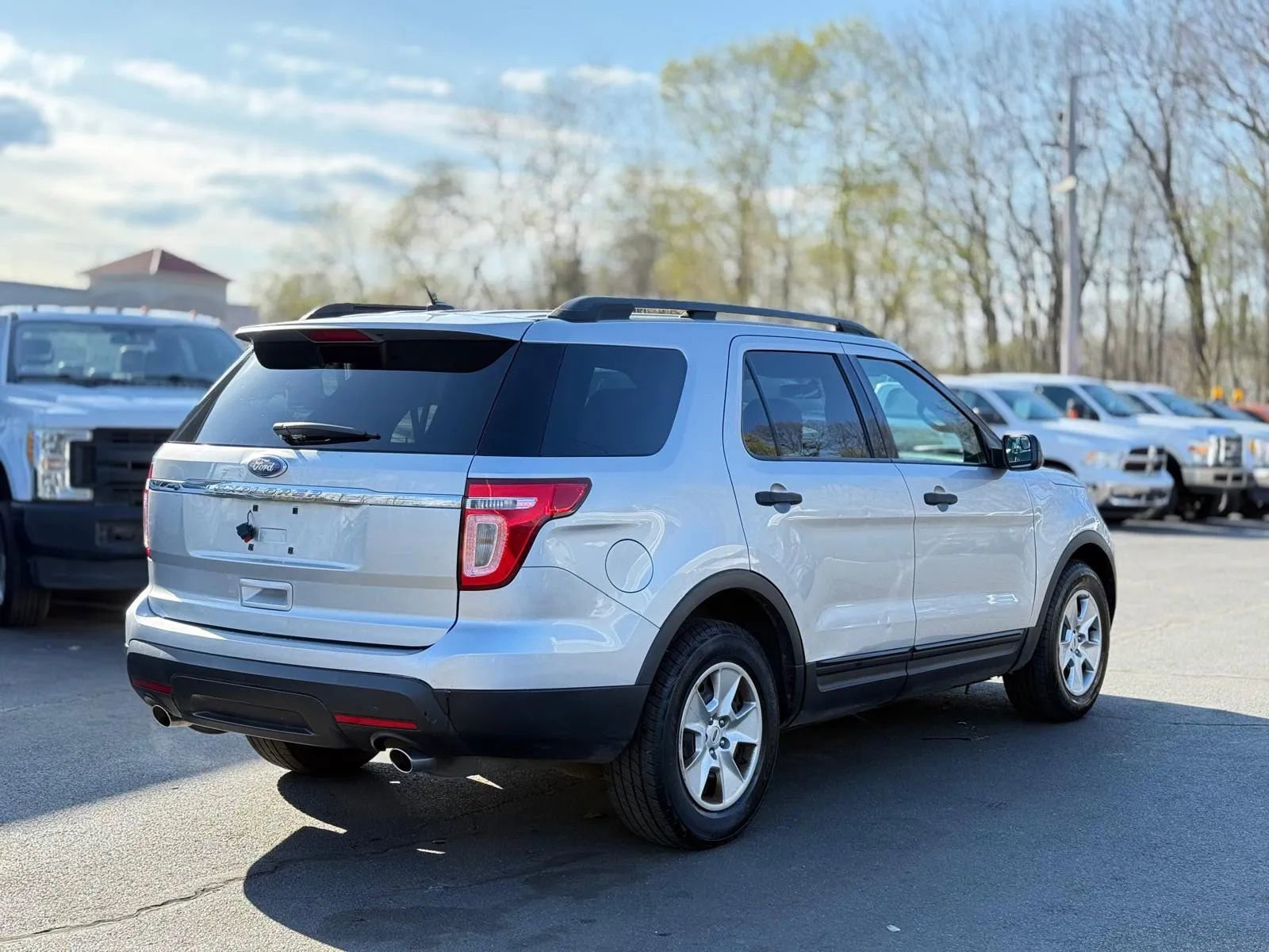 Used 2011 Ford Explorer 2WD image 8