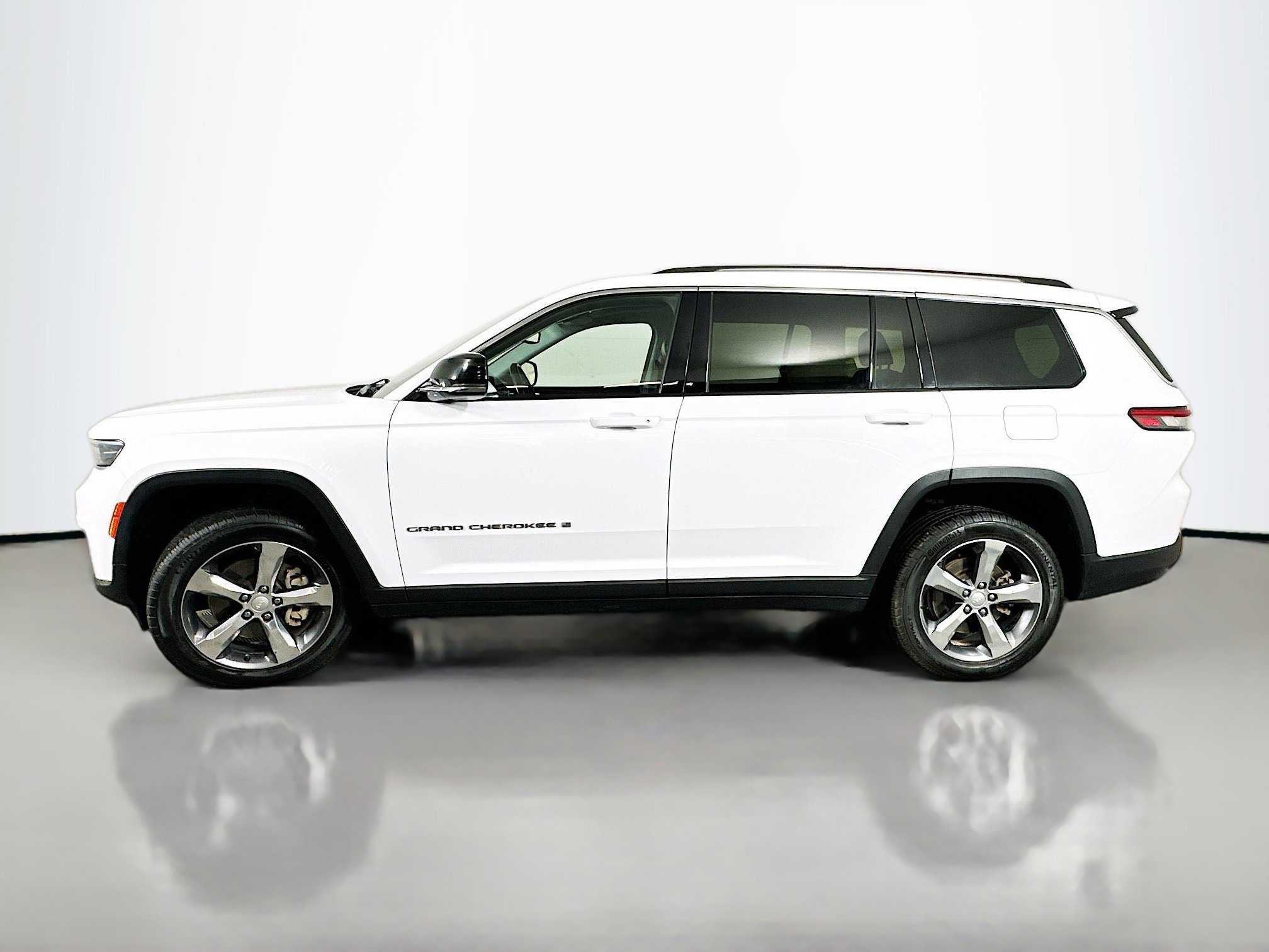 Used 2021 Jeep Grand Cherokee L Limited image 4