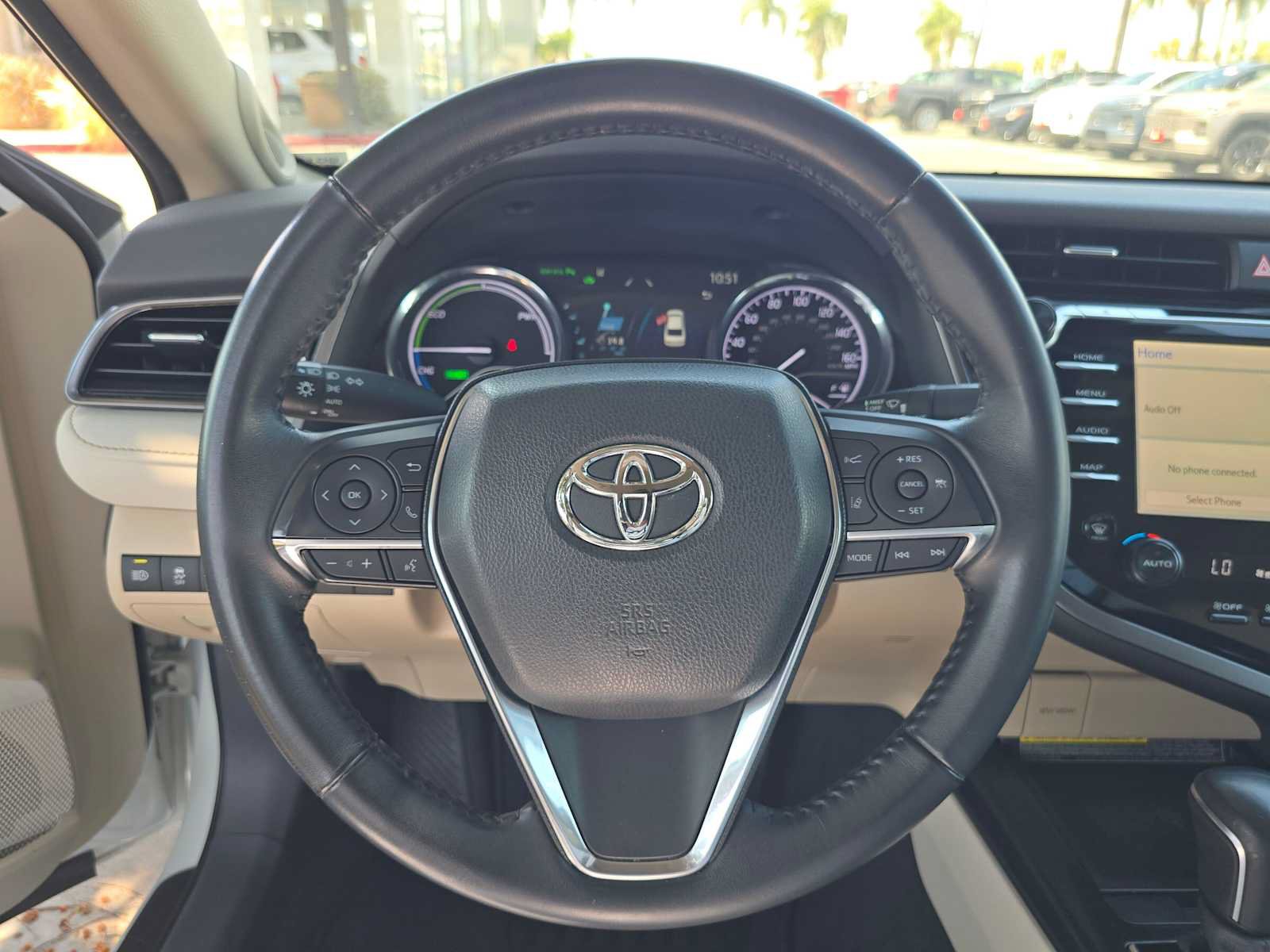 Used 2020 Toyota Camry XLE w/ Driver Assist Package FWD image 23