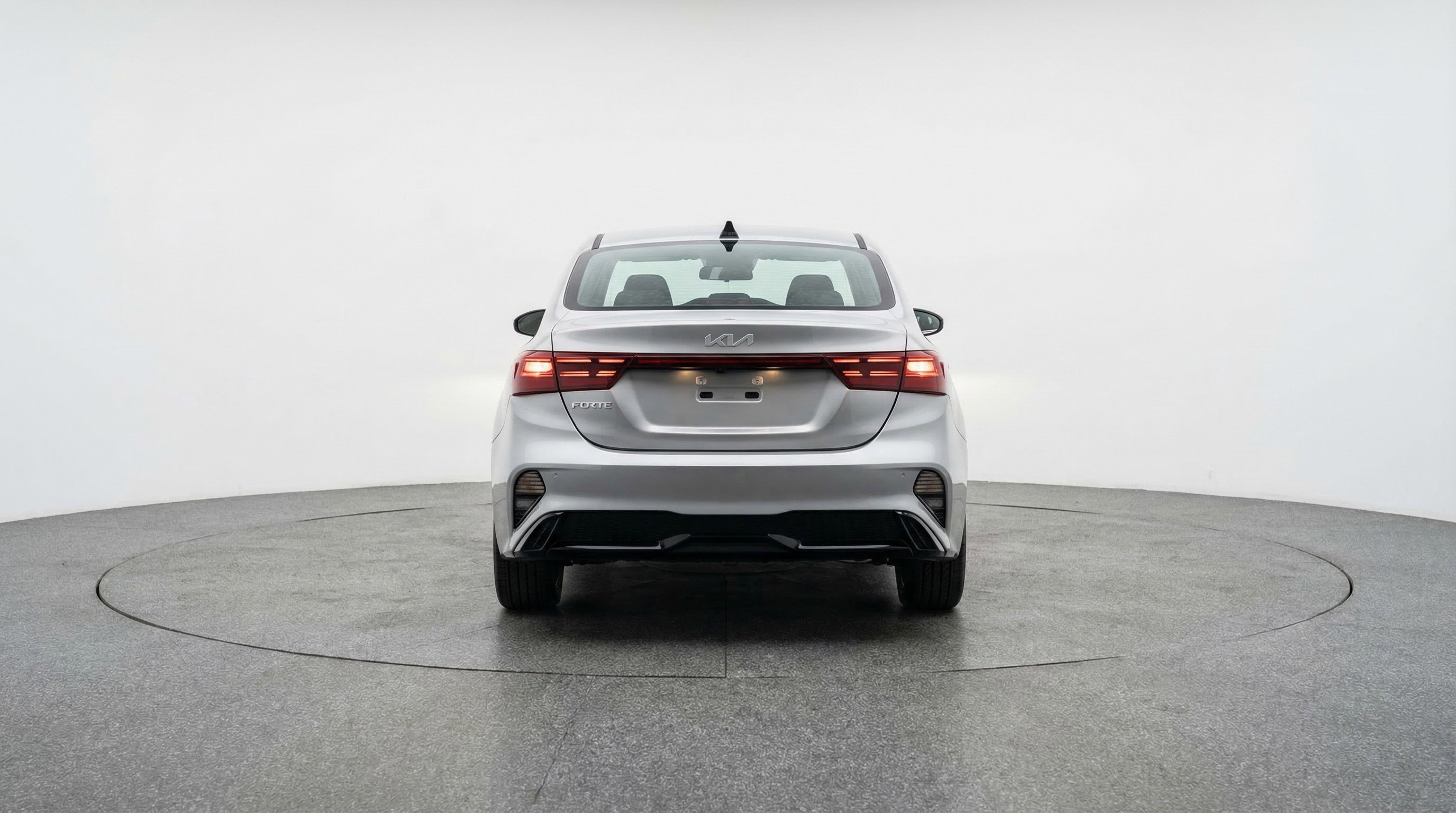 Used 2024 Kia Forte LXS image 7