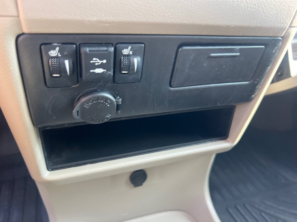 Used 2020 Toyota Sienna XLE AWD/4WD image 30