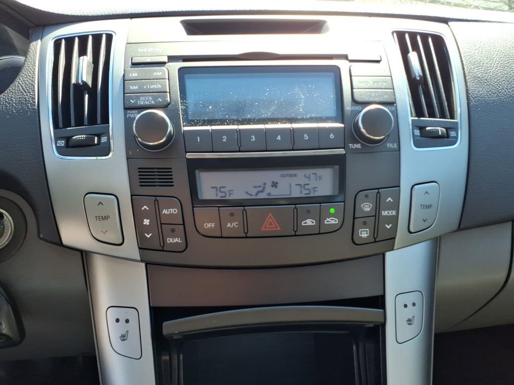 Used 2009 Hyundai Sonata Limited FWD image 22