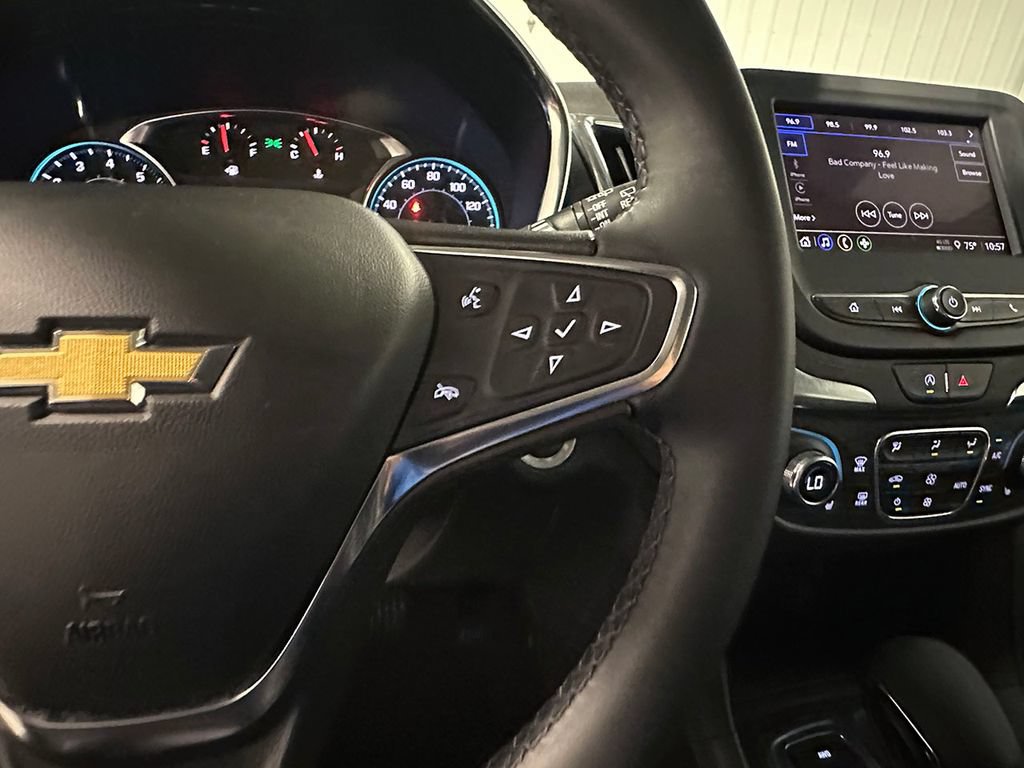Used 2023 Chevrolet Equinox LT AWD/4WD image 38