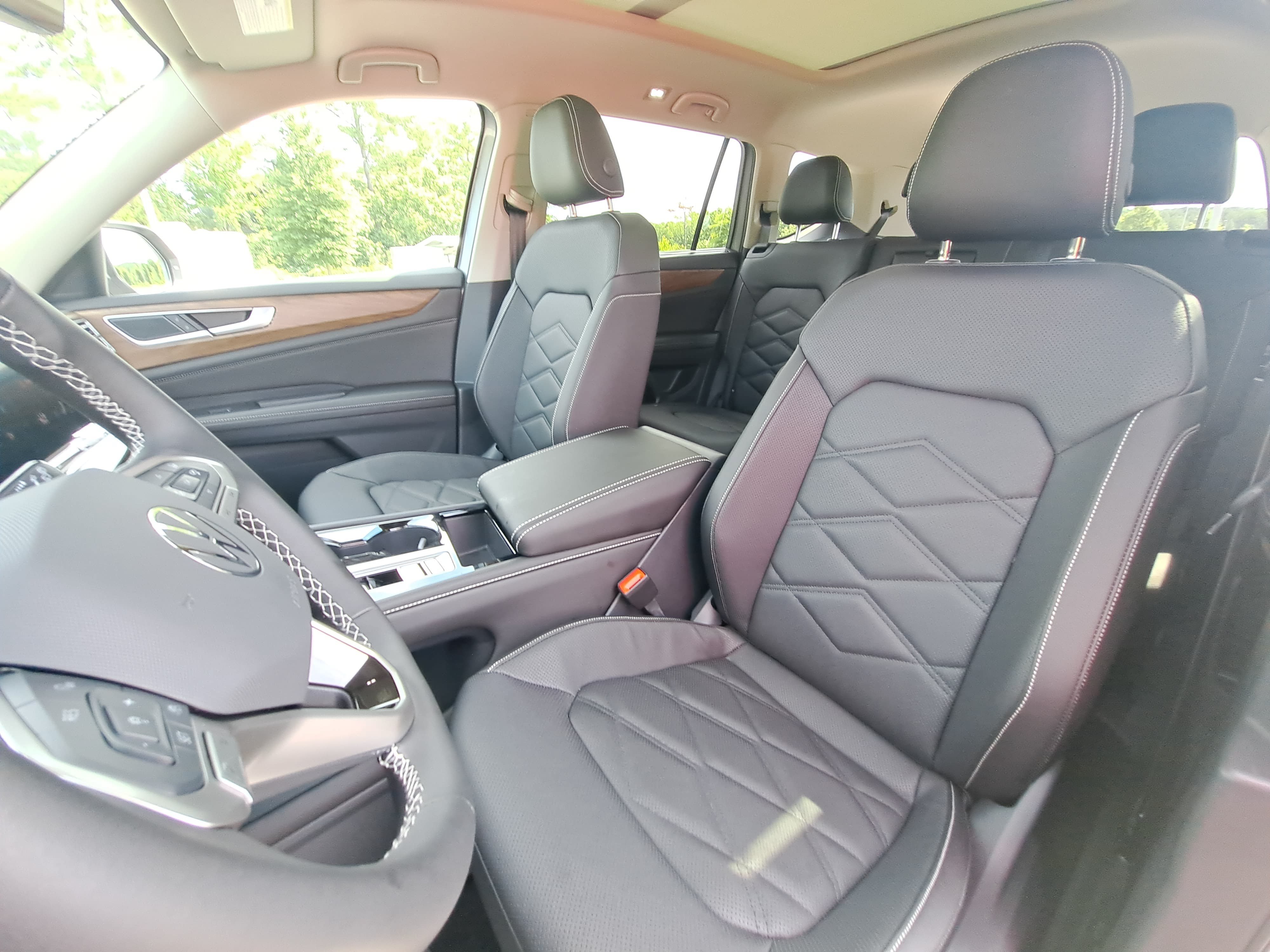 New 2026 Volkswagen Atlas SE FWD image 15