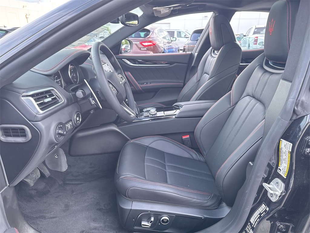 New 2024 Maserati Ghibli Modena Q4 image 12