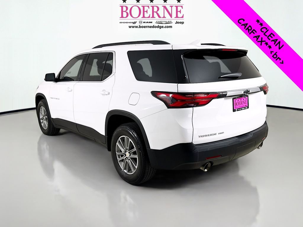 Used 2023 Chevrolet Traverse LT w/ Rear Camera Mirror Package image 5