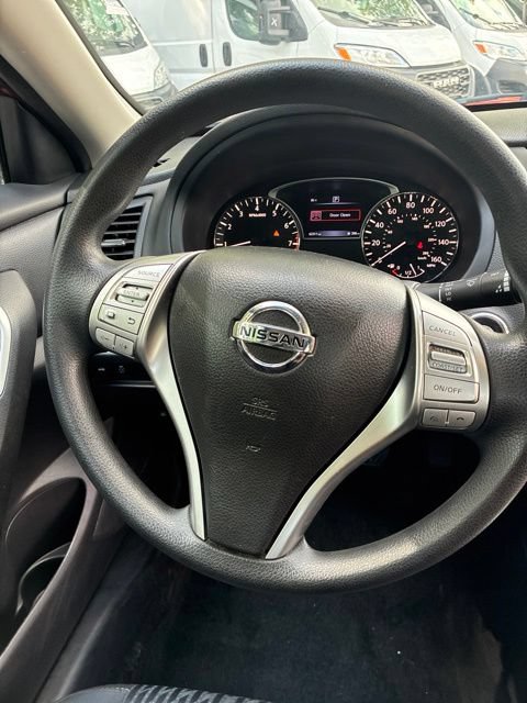 Used 2017 Nissan Altima 2.5 S w/ Power Driver Seat Package FWD image 8