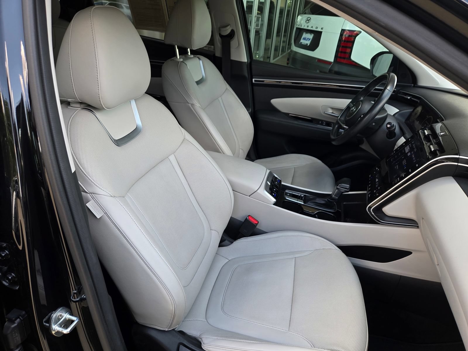 Used 2022 Hyundai Tucson SEL w/ Convenience + Premium Package FWD image 26