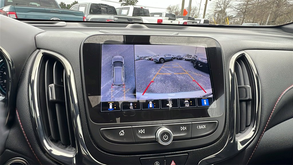 Used 2022 Chevrolet Equinox RS w/ RS Leather Package image 33