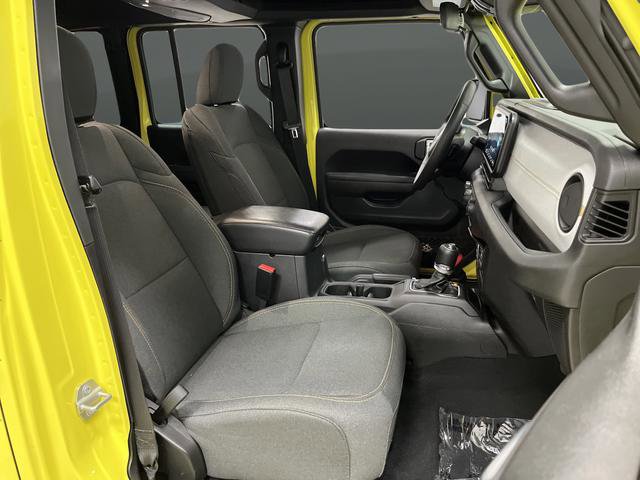 Used 2024 Jeep Wrangler Unlimited image 27