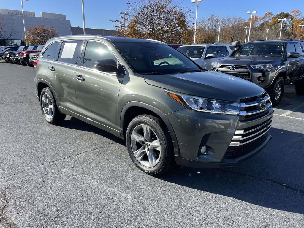 Used 2017 Toyota Highlander Limited