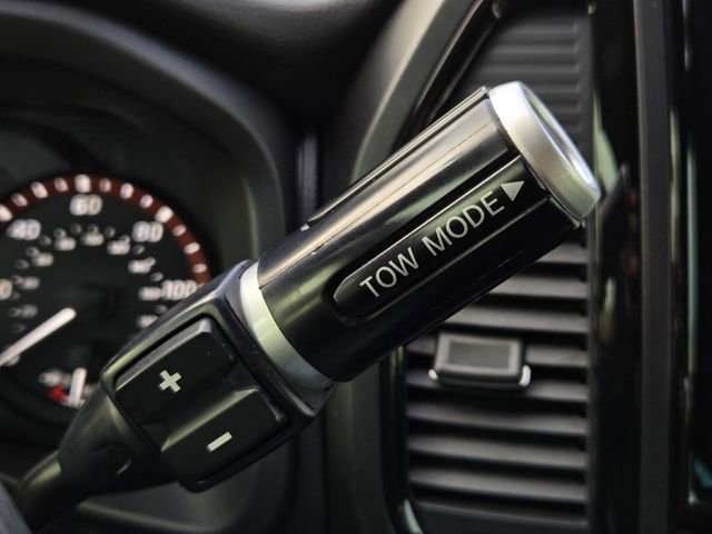 Used 2024 Nissan Titan PRO-4X w/ Pro-4x Convenience Package image 31