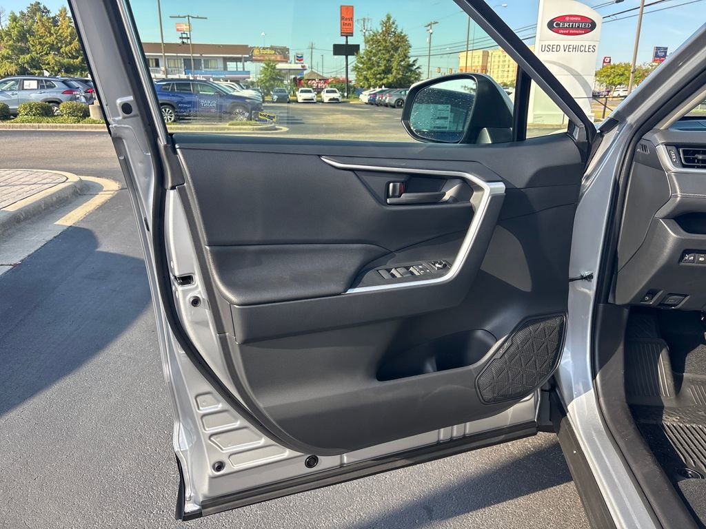 New 2025 Toyota RAV4 LE image 10