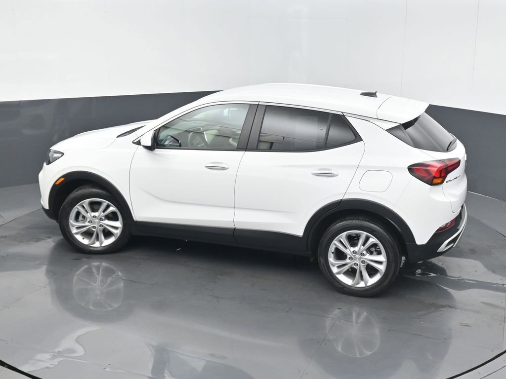 Used 2023 Buick Encore GX Preferred w/ Cold Weather Comfort Package FWD image 40